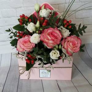 Букет эустом с эвкалиптом