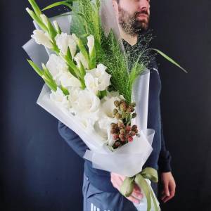 Букет с гладиолусами "Полевой"